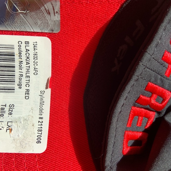 New Calgary Flames collectable “C of Red” Hat. L-XL - Picture 8 of 8